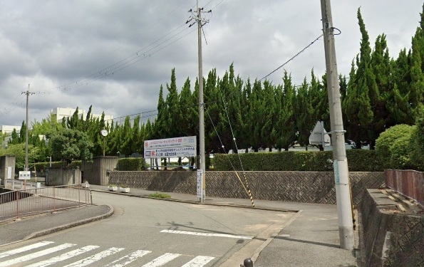 川西市鴬の森町の土地(兵庫県立川西明峰高校)