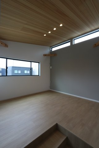 伊丹市瑞原3丁目新築一戸建て