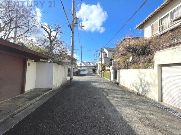 川西市寺畑2丁目建築条件付き土地