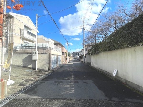 川西市寺畑２丁目の土地