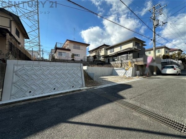 川西市鴬台2丁目売り土地