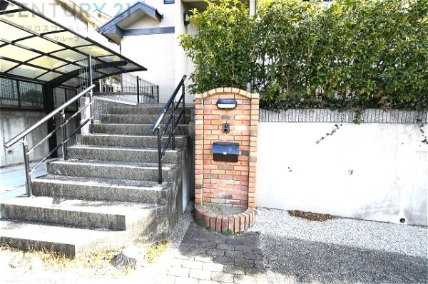 川西市丸山台３丁目の中古一戸建て