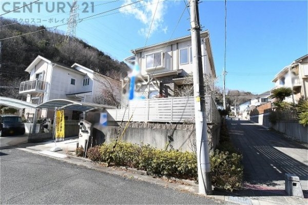 川西市けやき坂４丁目中古戸建