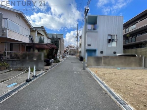 豊中市春日町2期　全1棟