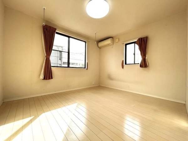 伊丹市安堂寺町５丁目の中古一戸建て