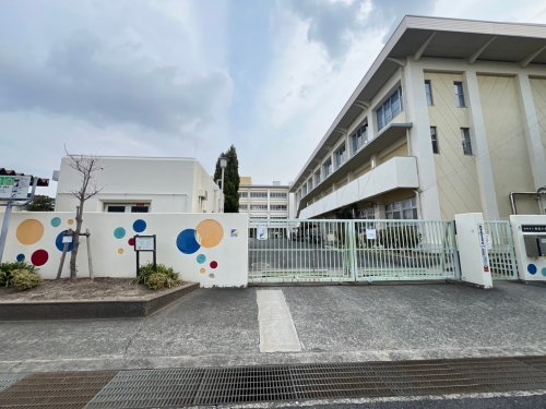伊丹市美鈴町3丁目 全1区画(伊丹市立摂陽小学校)