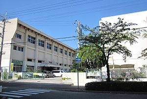 伊丹市美鈴町3丁目 全1区画(伊丹市立笹原中学校)