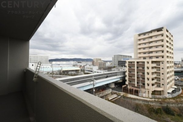ユニライフ伊丹駅前