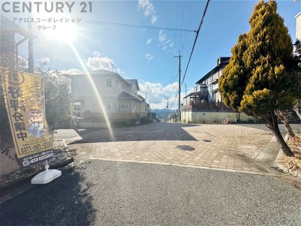 川西市丸山台３丁目の中古一戸建て