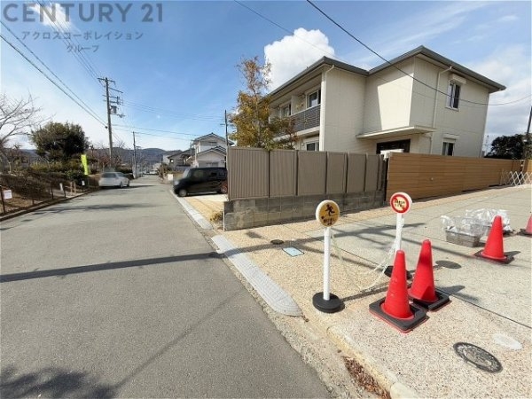 川西市向陽台３丁目の中古一戸建て