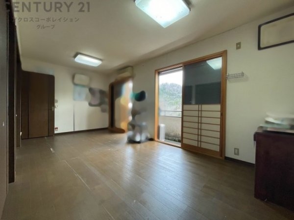 川西市けやき坂２丁目の中古一戸建て