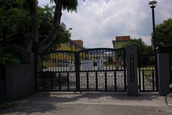 川西市火打2丁目の土地(川西市立川西北小学校)