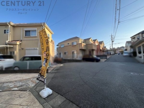川西市鴬台２丁目の中古一戸建て