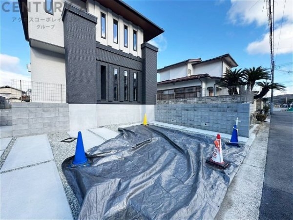 川西市清和台西３丁目新築一戸建て