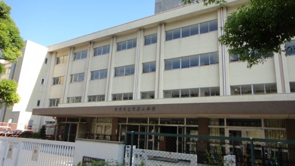 コスモ宝塚ツインフォルム(宝塚市立　末成小学校)