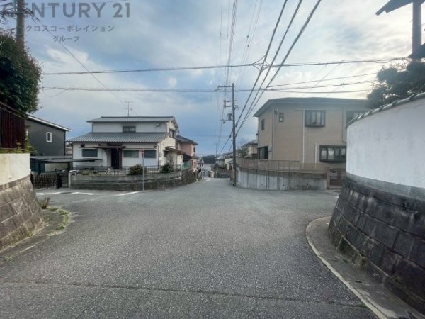 川西市萩原台東1丁目売り土地