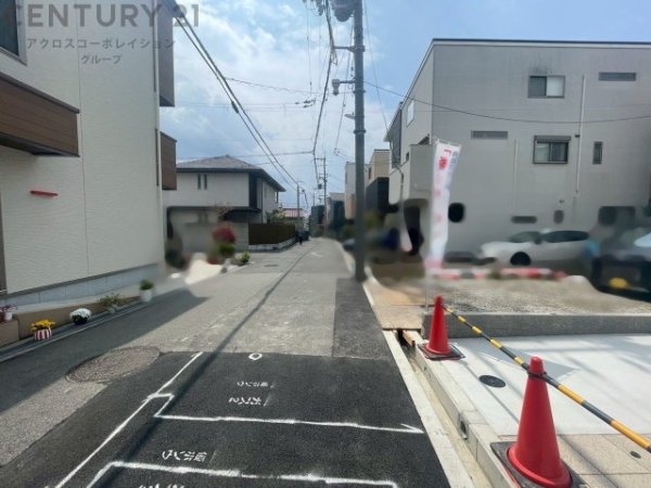 豊中市春日町３丁目新築一戸建て