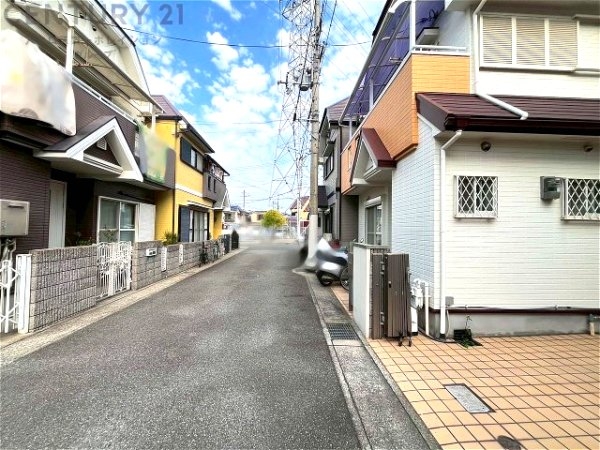 伊丹市寺本東１丁目の中古一戸建て