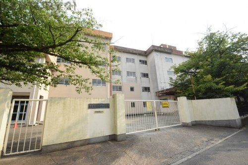 豊中市服部寿町1丁目新築一戸建て(豊中市立豊島小学校)