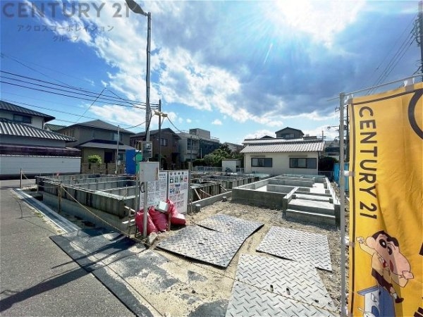 豊中市服部寿町1丁目新築一戸建て