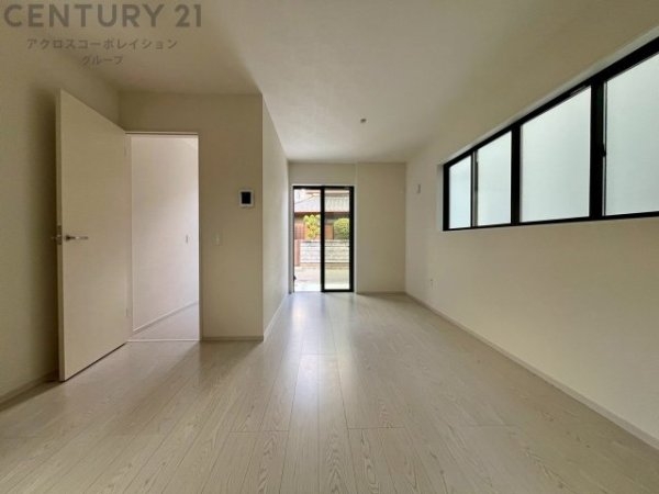 豊中市服部寿町1丁目新築一戸建て