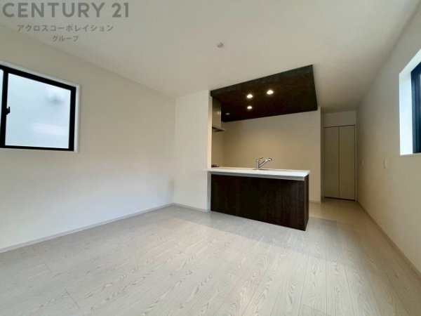 豊中市服部寿町1丁目新築一戸建て