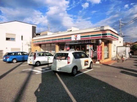 イニシオ伊丹北3(セブンイレブン伊丹荒牧7丁目店)