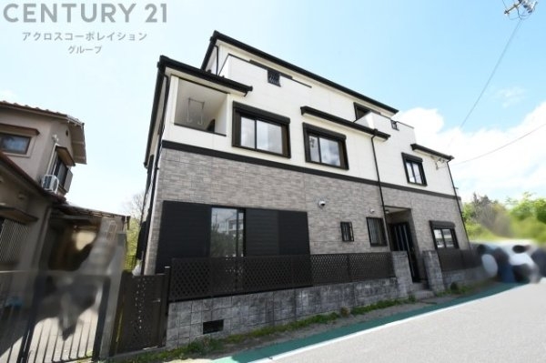 宝塚市山本野里2丁目中古戸建