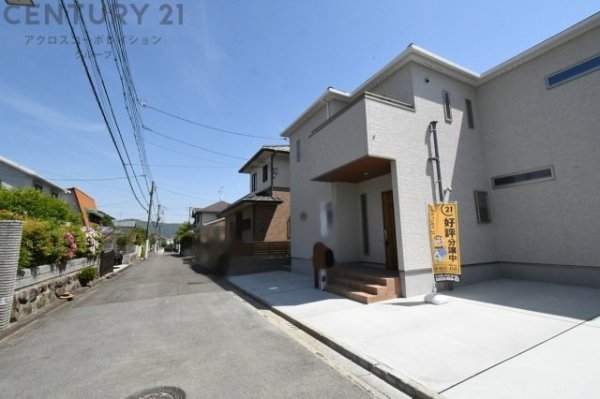 川西市緑台5丁目新築一戸建て
