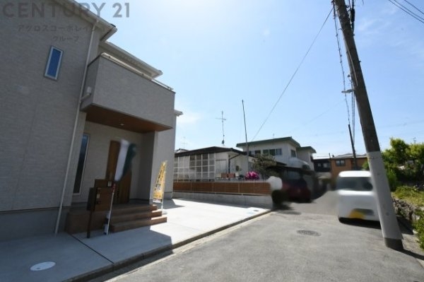 川西市緑台5丁目新築一戸建て