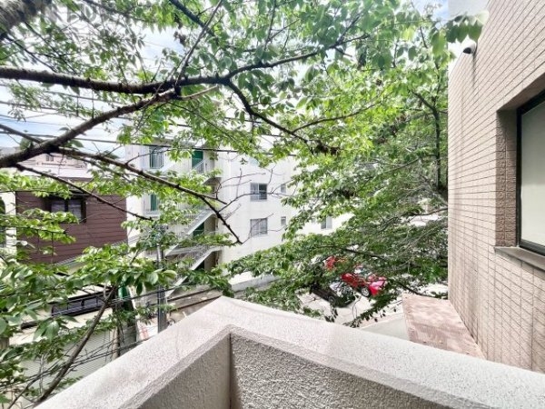 アムール宝塚花屋敷