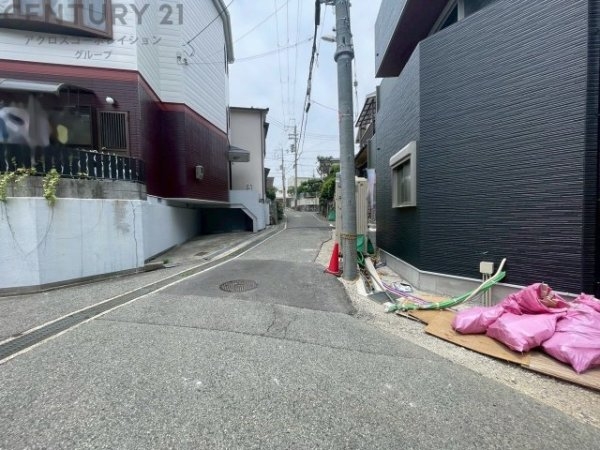 豊中市春日町4丁目戸建　全２区画