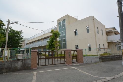 豊中市立花町3丁目の土地(豊中市立第五中学校)