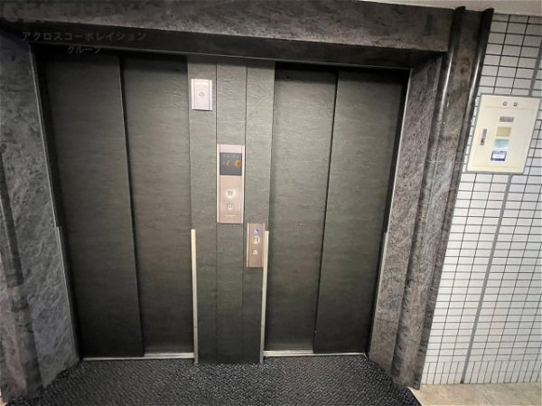 シャンテ川西