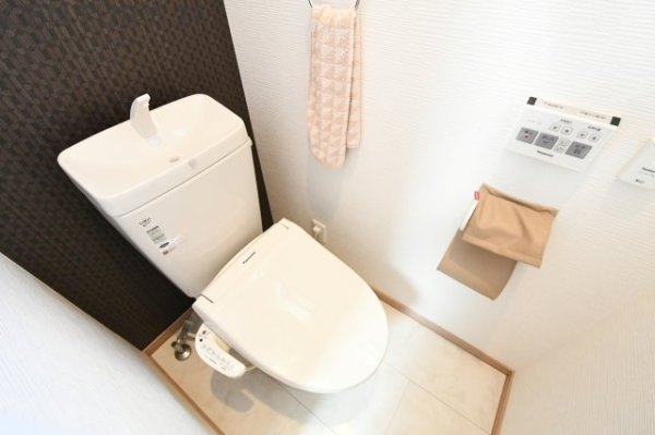 伊丹市鴻池６丁目の中古一戸建て