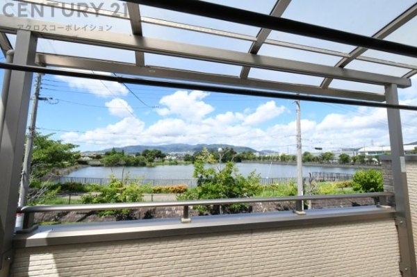 伊丹市鴻池６丁目の中古一戸建て