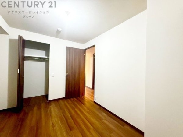 ワコーレ仁川ザ・レジデンス(洋室)