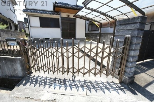 川西市東畦野山手１丁目の中古一戸建て