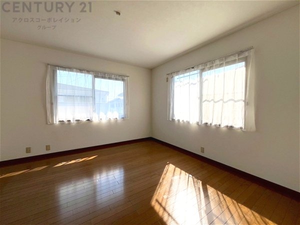 伊丹市梅ノ木６丁目の中古一戸建て