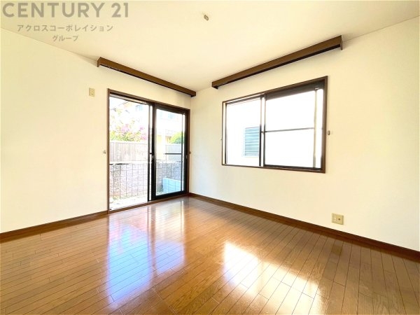 伊丹市梅ノ木６丁目の中古一戸建て