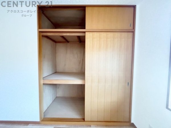 川西市けやき坂１丁目の中古一戸建て