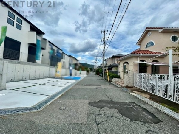 グラファーレ宝塚市中山五月台　全3区画