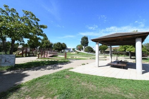 伊丹市昆陽東6丁目の土地(昆陽南公園)