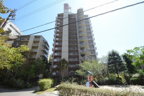 阪急日生ニュータウン花咲く丘の街D棟