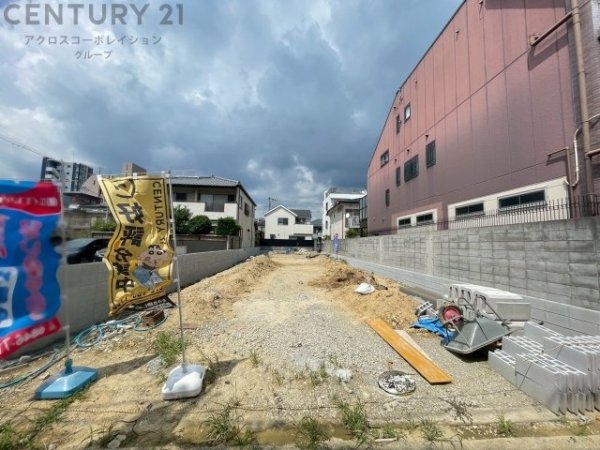 ハートフルタウン豊中蛍池東町3丁目75番　全2棟