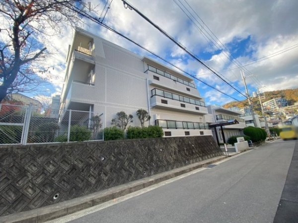 ライオンズマンション雲雀丘花屋敷第二
