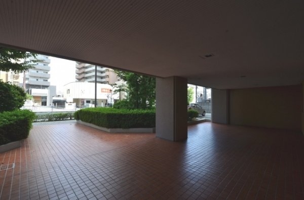 ファミール伊丹