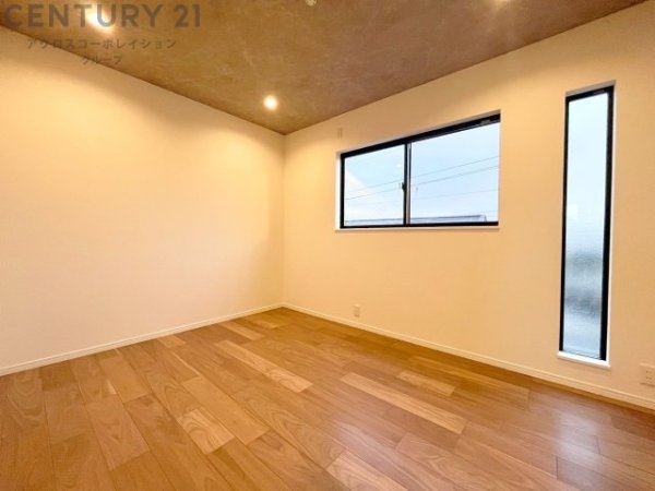 川西市美園町の中古一戸建て