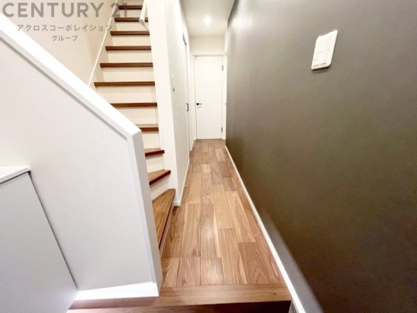 川西市美園町の中古一戸建て