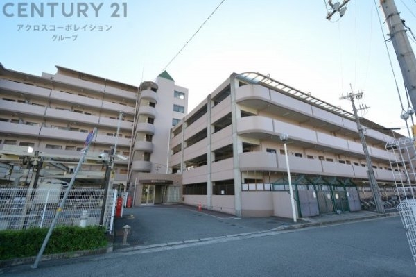 ユニライフ川西多田